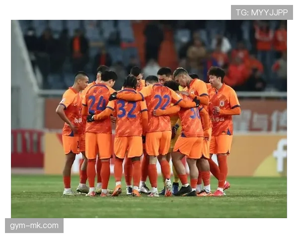 山东泰山豪取三连冠，荣耀再续书写足球新篇章